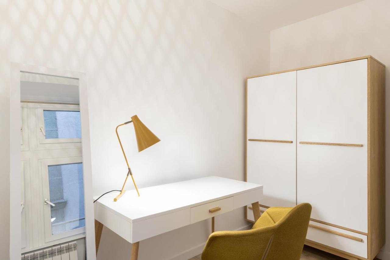 Ferienwohnung LE NID DU LION - Joli T2 quartier St Georges au calme Lyon Exterior foto